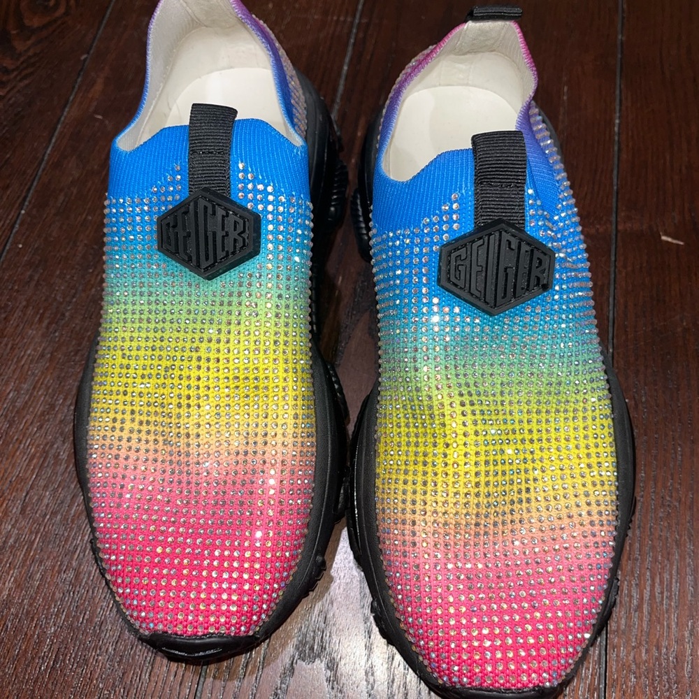 Kurt Geiger size 6 women’s rhinestone slip on tennis shoes . - Picture 2 of 3
